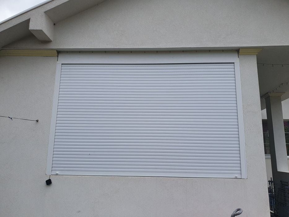 Rulou alb din aluminiu cu motor electric Somfi 275/190