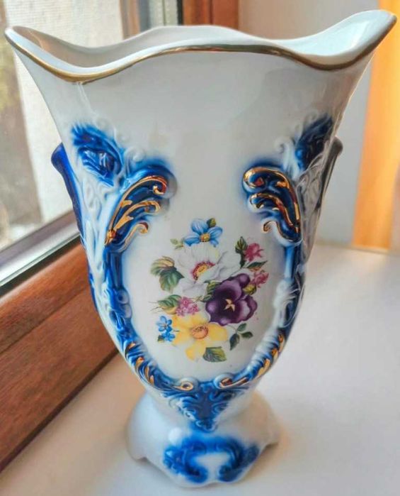 Vaza porțelan ARPO Curtea de Argeș, deosebit albastru /auriu, vintage