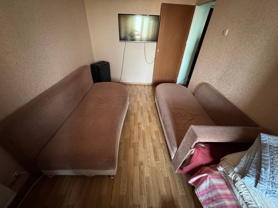 Отдам угловой диван