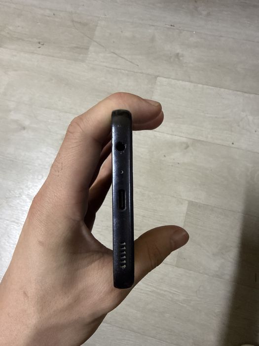 Samsung a24 128гб 6гб озу