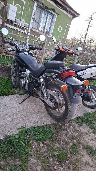 Vând sau dezmembrez kawasaki eliminator 252
