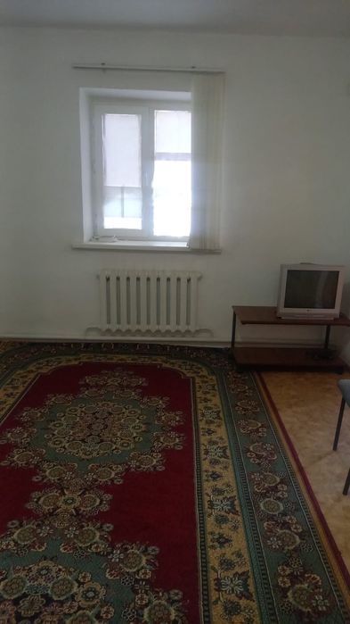 Времянка Дина базар қасы 2адам