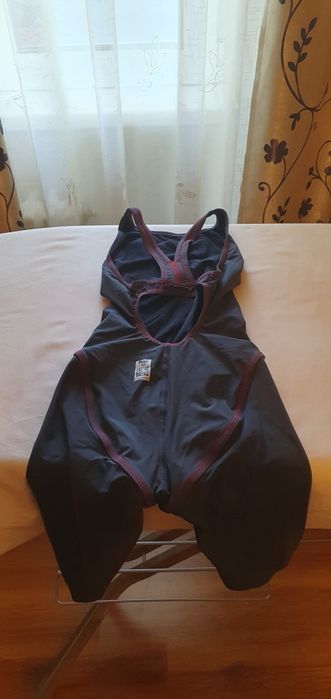 Costum competitie inot TYR marimea 28