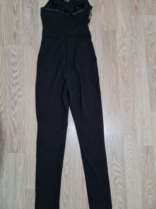 офицялен гащеризон