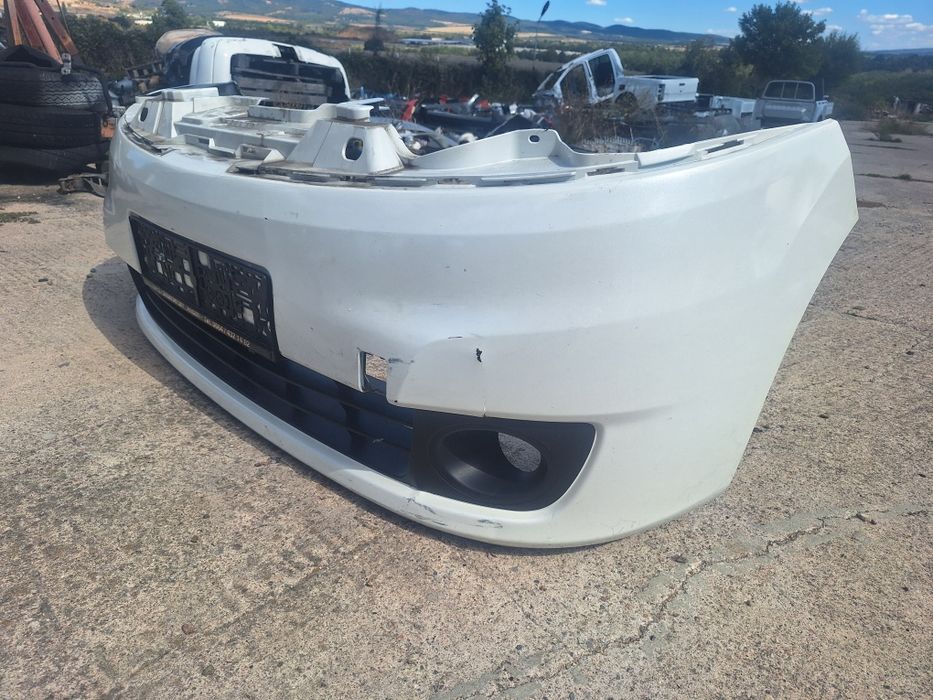 Предна Броня За Nissan  NV 200 от 2009-2019 Година Нисан 200 NV