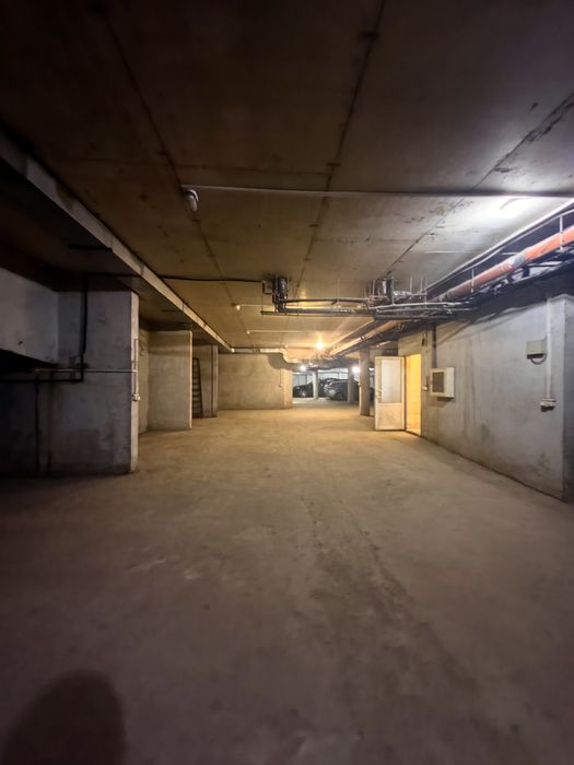 Дава се под наем Гараж / Паркомясто в Варна, Електрон - 10 кв.м за 102 € - Снимка #2