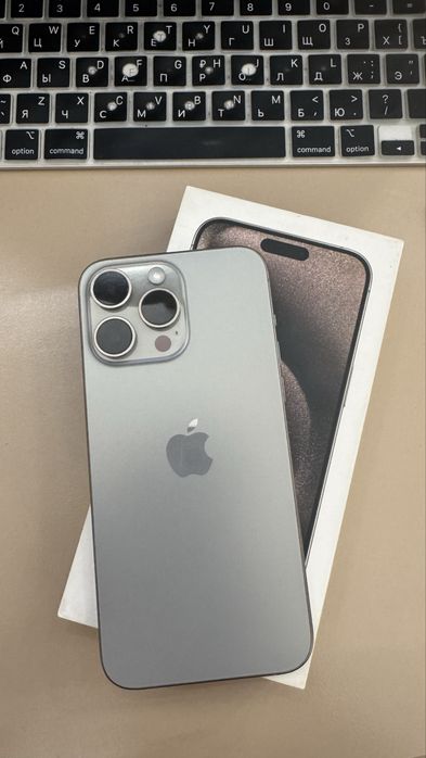 Iphone 15 pro max 256 gb (Оригинал,идеал)