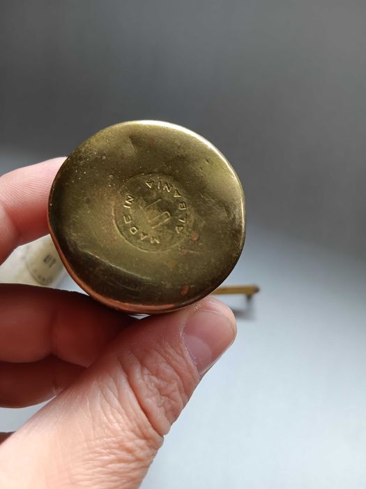 Rasnita de Cafea, veche de colectie, Albania, din Bronz, Nefolosita