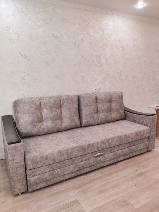 Продам Диван срочно