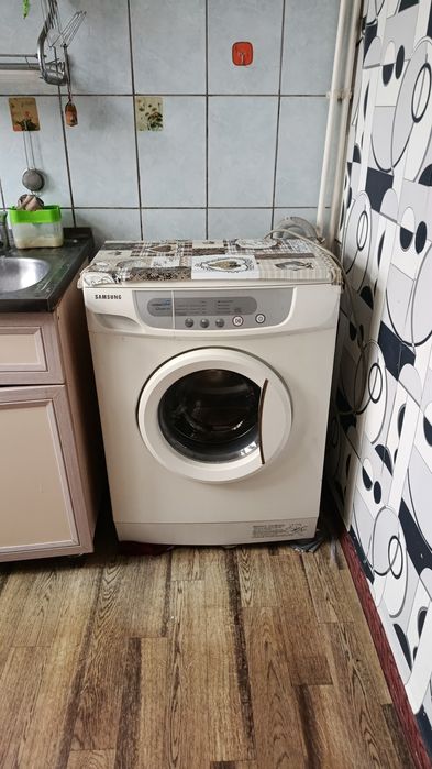 Продается стиральная машина
