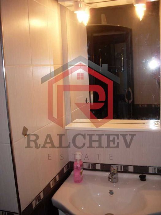 Дава се под наем Тристаен апартамент в Варна, Левски - 70 кв.м за 573.24 € - Снимка #9