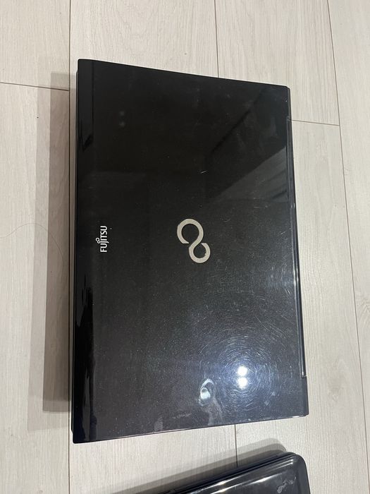Продам ноутбуки Compaq CQ58 и Fujitsu Lifebook.