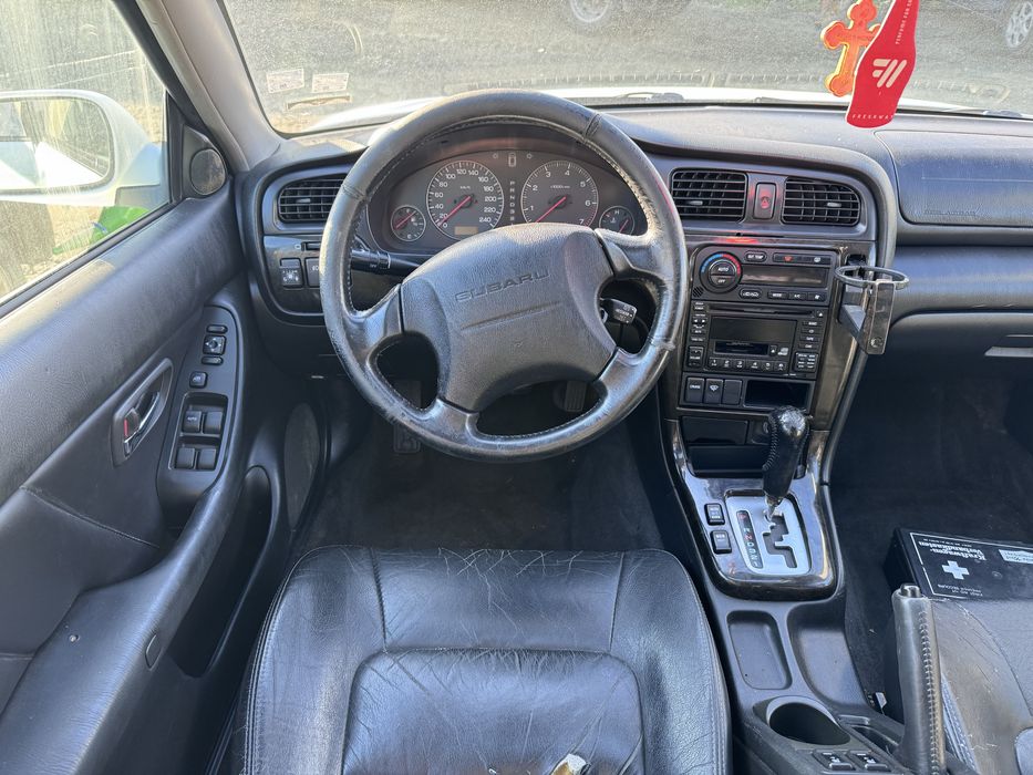 Subaru Legacy 2.5i 156hp AT 2002г На Части