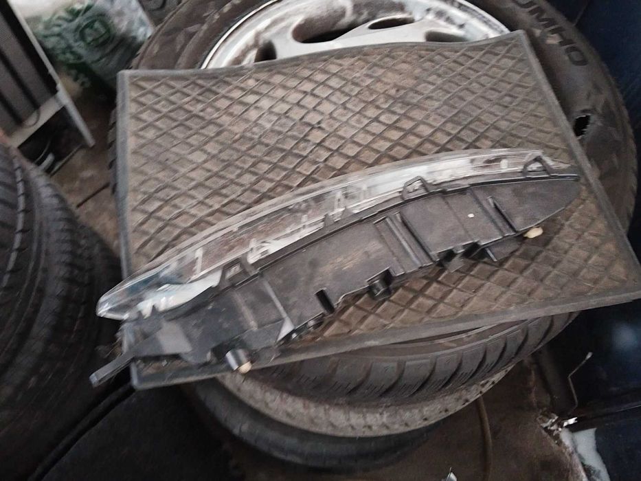 Преден Десен Халоген CITROEN C4 GRAND PICASSO 2017-2020г. Цена 250лв.