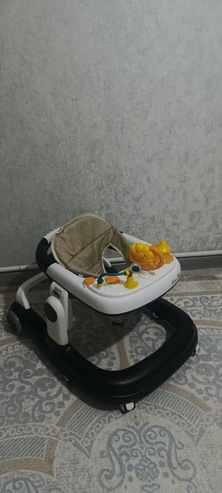 Продам ходунки детские