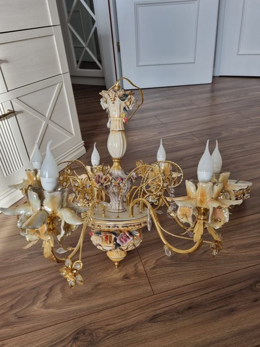 Срочно люстра 5000