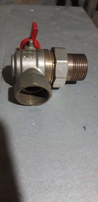 Кран на 20мм новый
