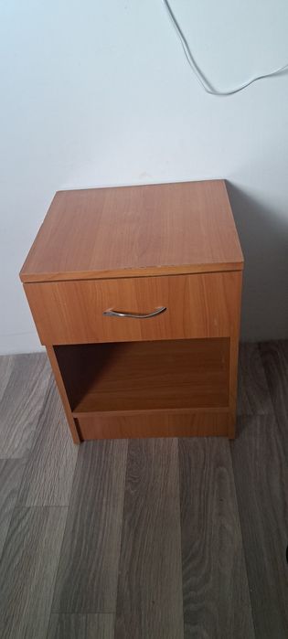 Срочно  комод айнасымен сатылады