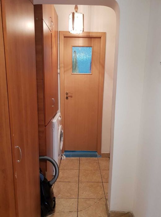 Apartament cu 3 camere și 2 băi de închiriat în Craiova (în spatele Spitalului Județean și al Facultății de Medicină)