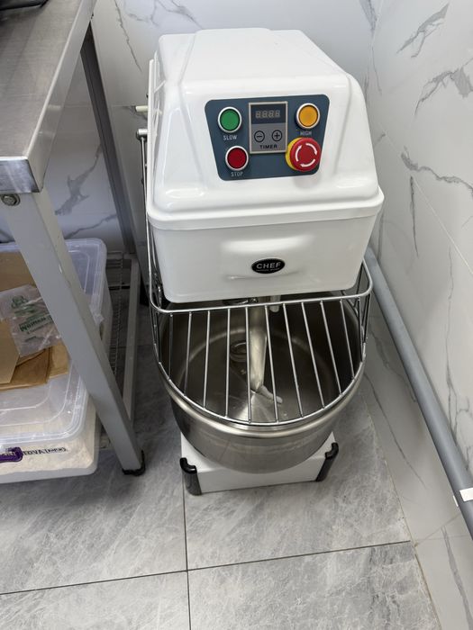 Тестомес на 20 л