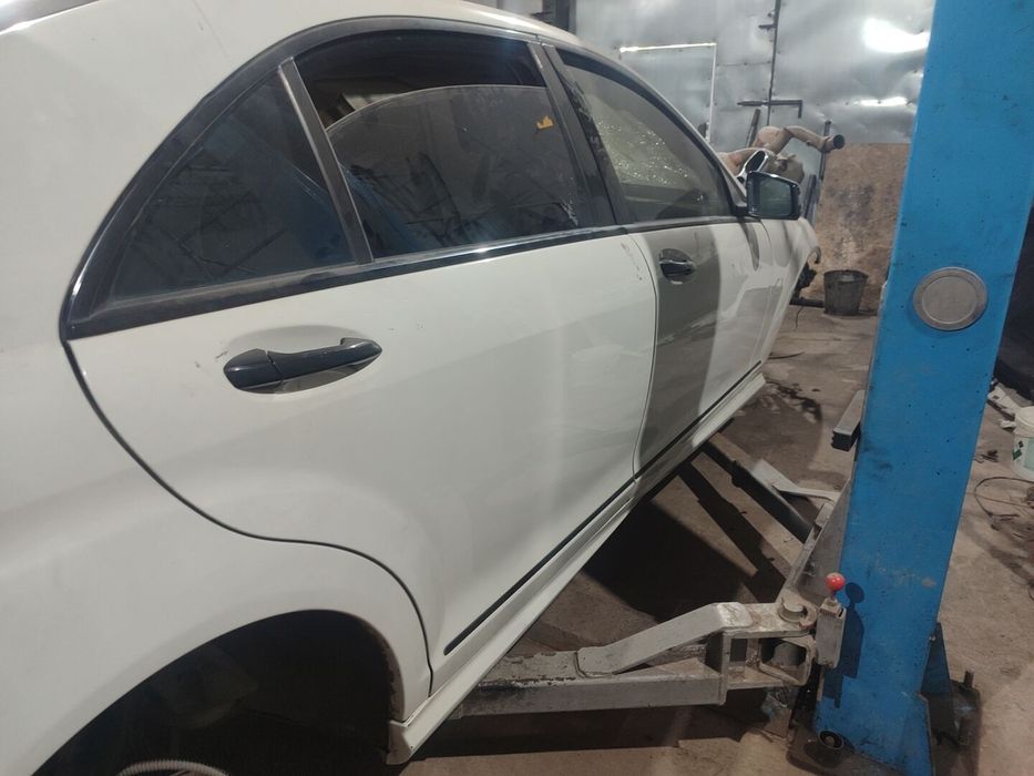 Крыло задний Мерседес W221