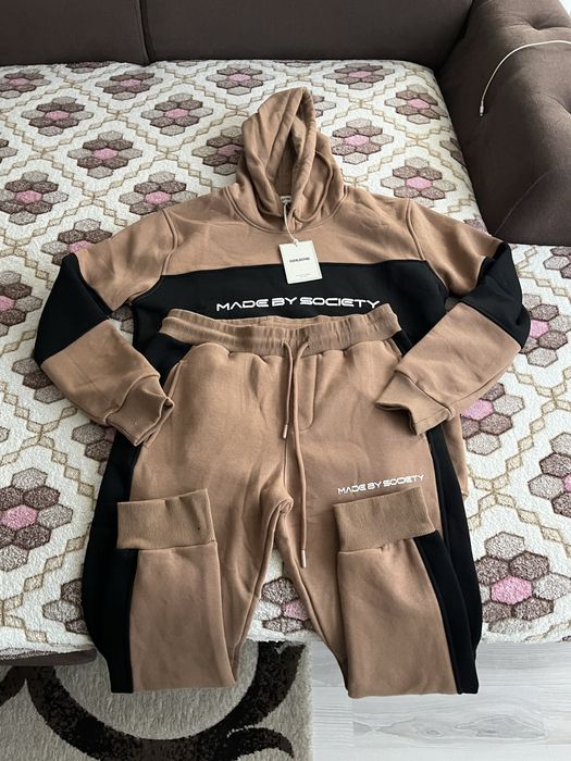 Trening Made BY Society