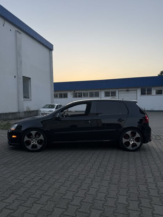 Se vinde Golf 5