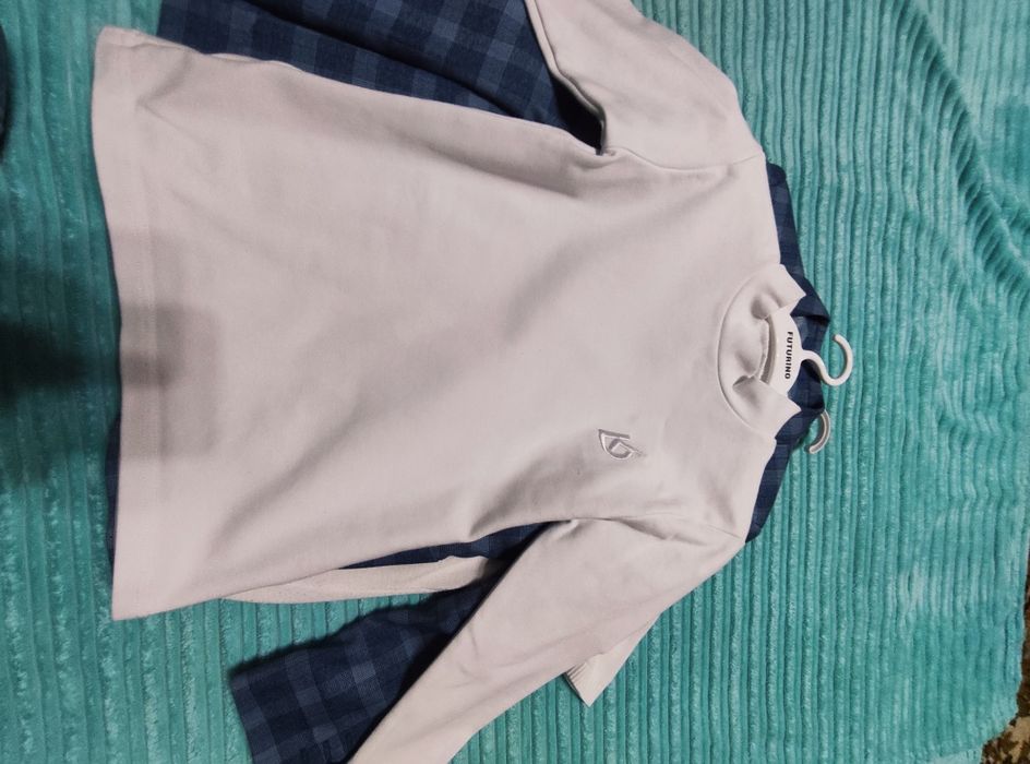 Продам детские школьные рубашки