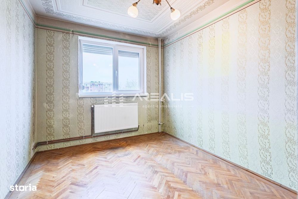 Apartament spatios 3 camere in Cartier Aurel Vlaicu