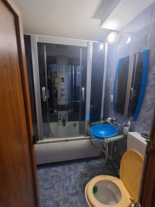 Apartament de închiriat
