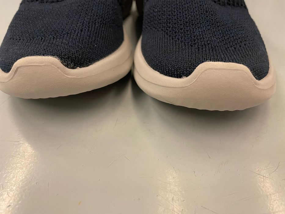 Adidasi Skechers, marime 31-32, stare foarte buna
