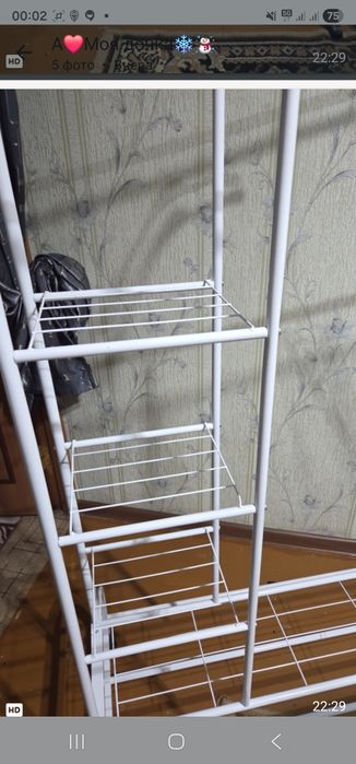 Напольные вешалки