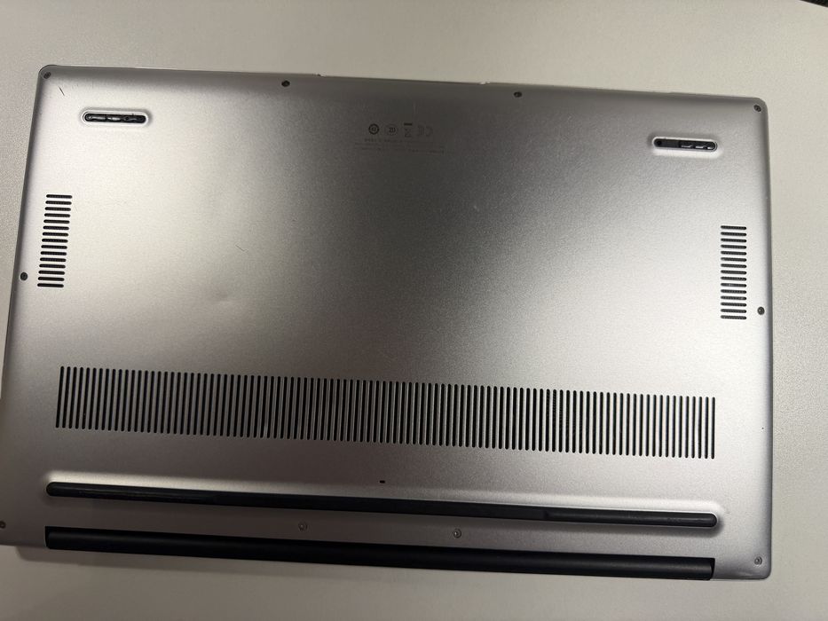 Huawei MateBook D 15 (2020) – Ryzen 5 / SSD – Rapid și elegant