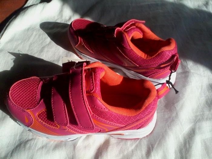 Adidasi pentru copii marime 31 (int.20,5cm), Cups, roz, noi