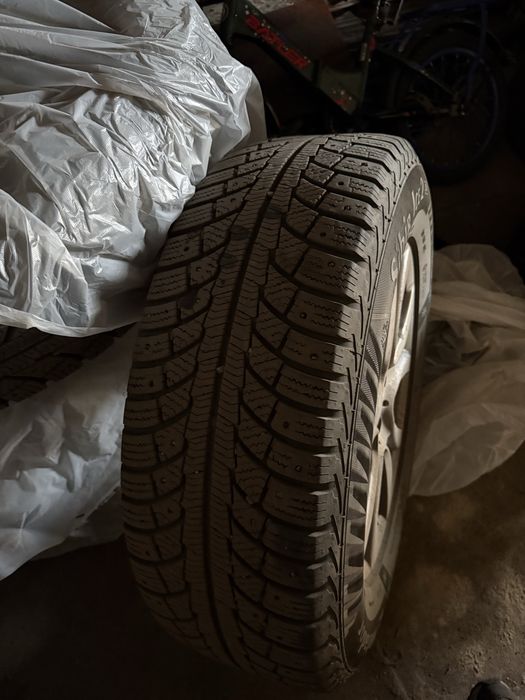 Продам комплект дисков от BMW X5