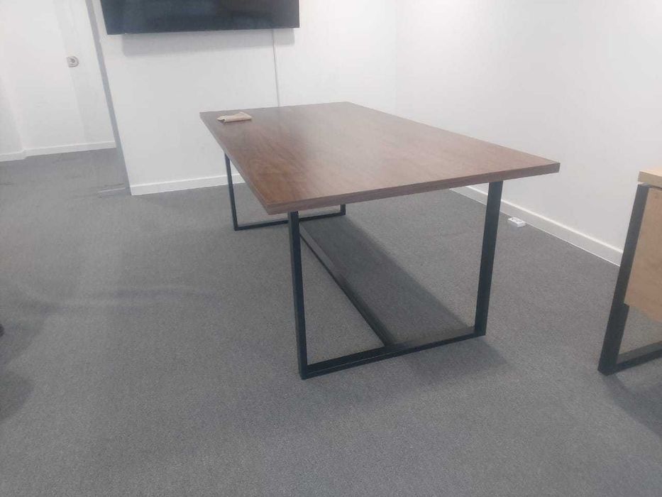 Конференц столы оптом и в розницу столы для переговоров