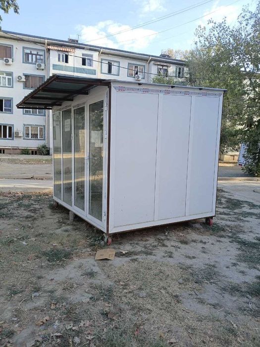 Кўчма дўкон сотилади