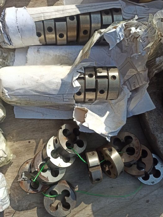 Плашки и метчики М16×1.5