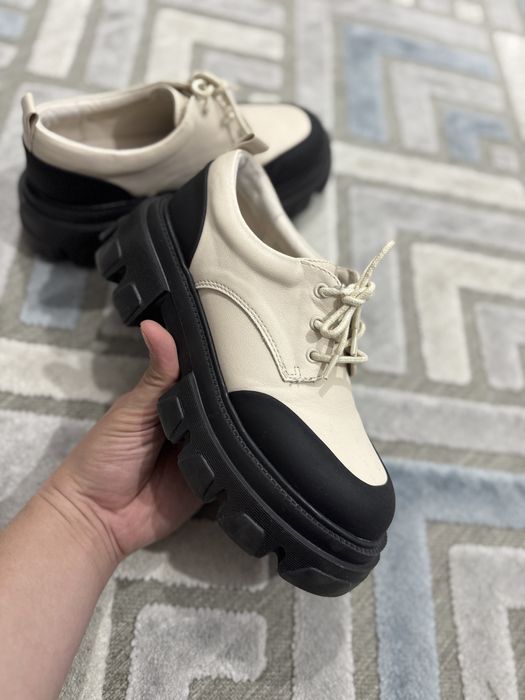 Adidasi / Pantofi Dama Marimea 38