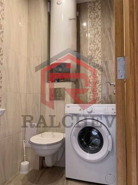 Дава се под наем Тристаен апартамент в Варна, Възраждане 3 - 85 кв.м за 548.25 € - Снимка #3