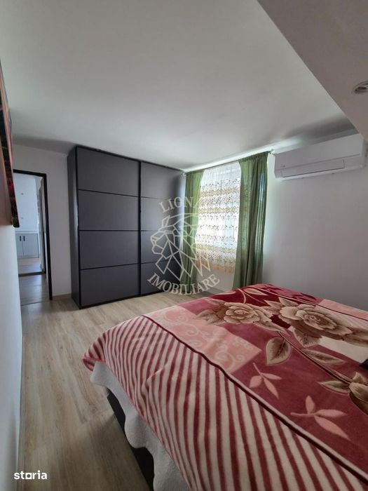 Apartament 3 camere 65 mp+pod 35 mp- Zona Sensul Vechi