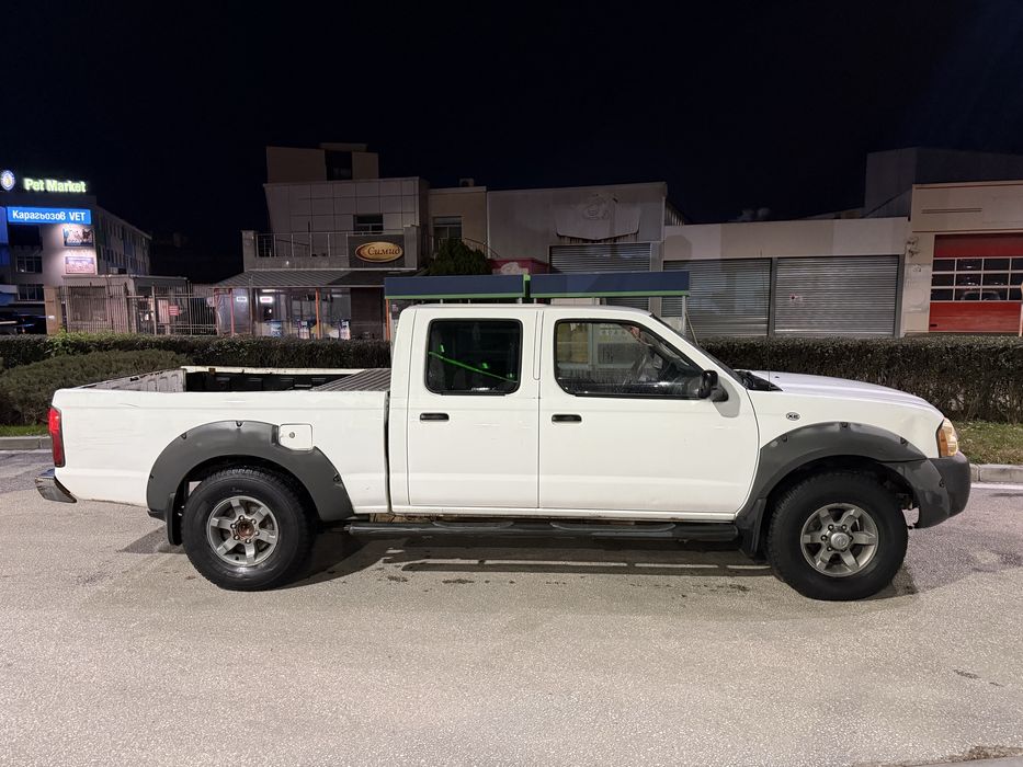 Джип Nissan фронтиер