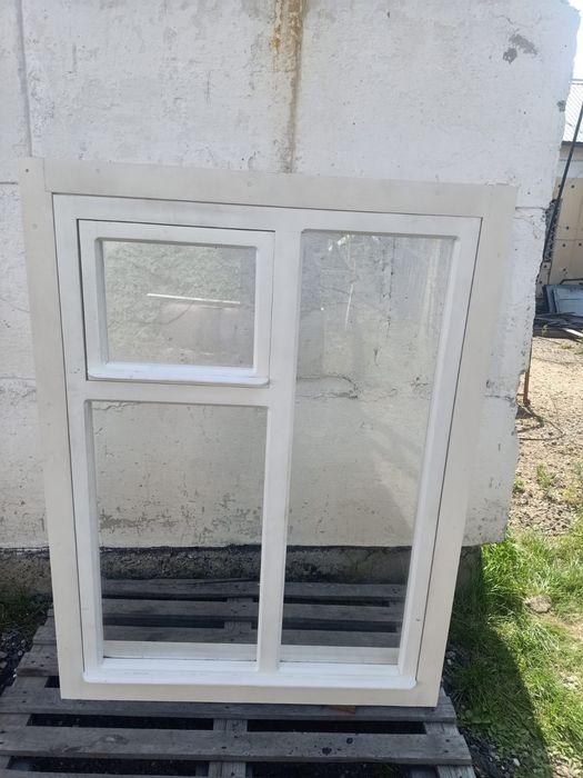 Продам оконный блок