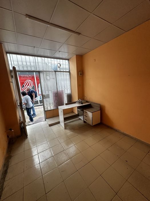 Дава се под наем Магазин в София, Център - 15 кв.м за 170 € - Снимка #3
