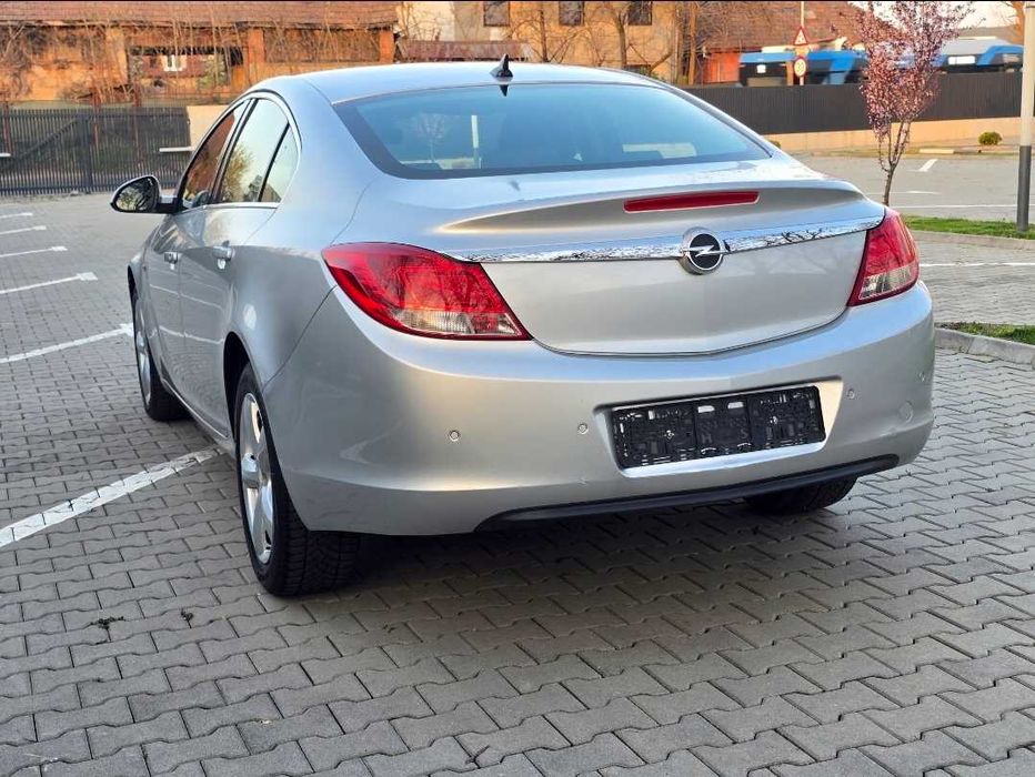 Opel Insignia 2.0d Automat 2009