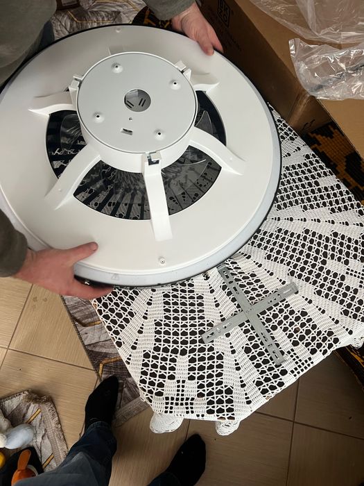 Lampă led diferite mărimi și modele