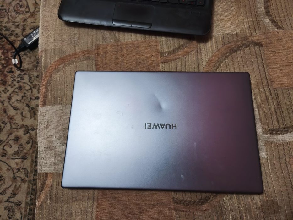 Ноутбук Huawei .