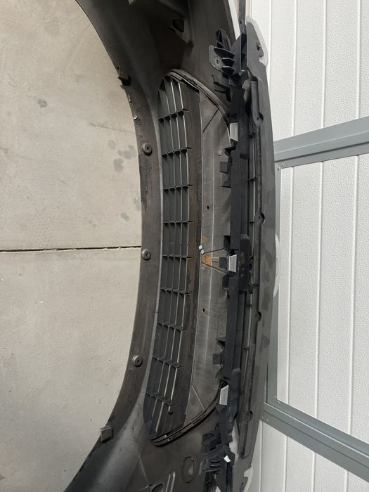 Bara față Ford Focus 2 Facelift 2011