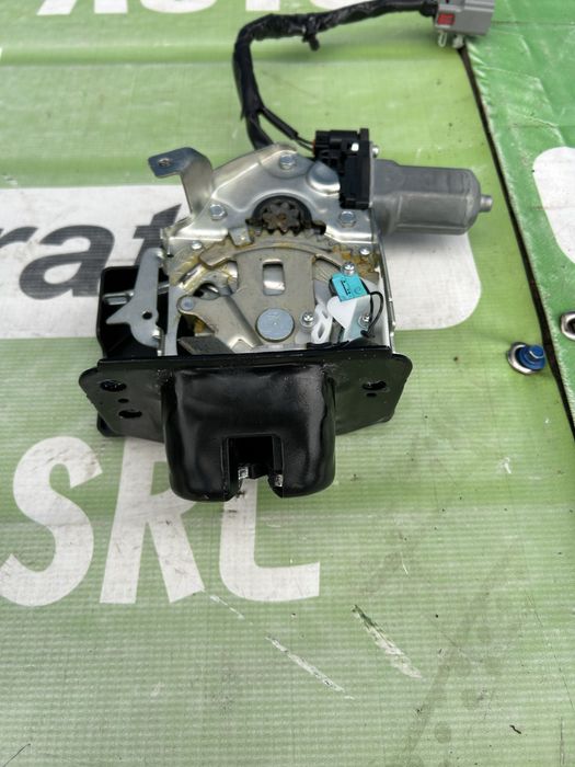 Încuietoare, broască  haion Soft close Ford Kuga 2015