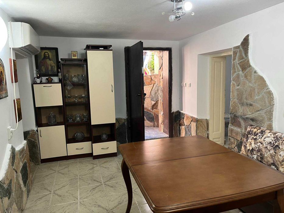 Продава се Къща в Карлово - 380 кв.м за 369 €/кв.м - Снимка #7